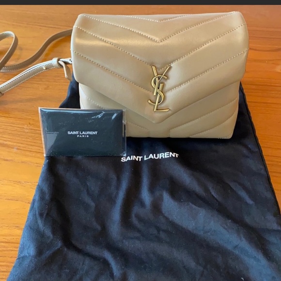 **SOLD** YSL - Saint Laurent Toy Loulou Crossbody Bag - Picture 1 of 8
